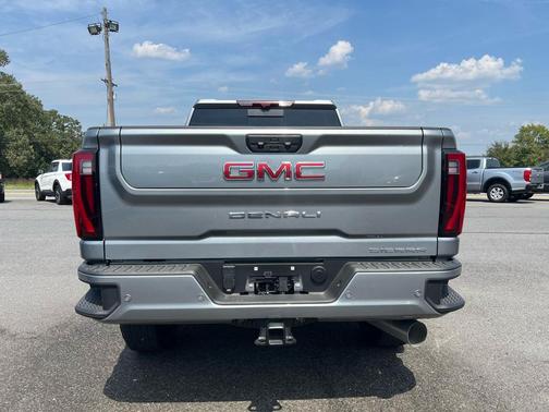 2025 GMC Sierra 3500 Denali