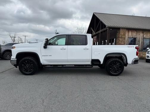 2024 Chevrolet Silverado 2500 LT