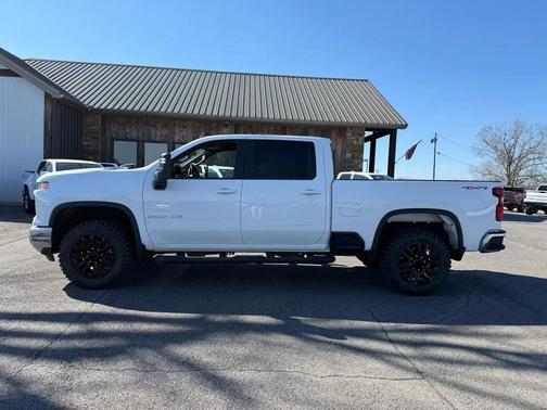 2024 Chevrolet Silverado 2500 LT