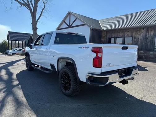 2024 Chevrolet Silverado 2500 LT