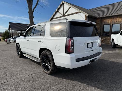 2017 GMC Yukon SLT
