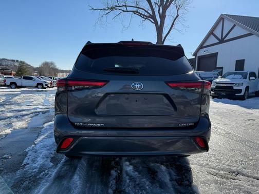 2021 Toyota Highlander Limited