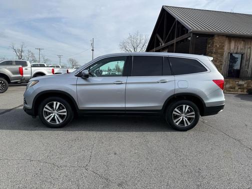 2017 Honda Pilot EX