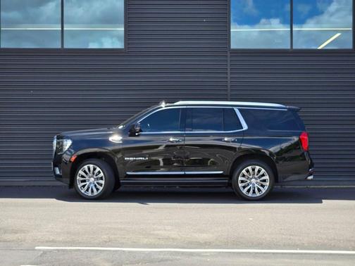 Onyx Black 2022 GMC Yukon Denali