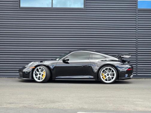 Jet Black Metallic 2026 Porsche 911 GT3