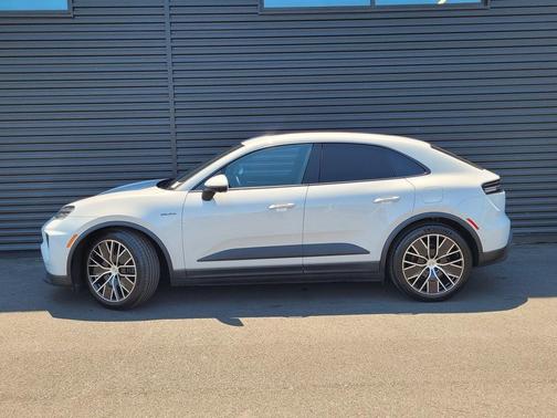 White 2025 Porsche Macan Macan Electric
