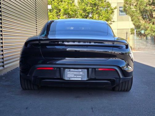 Jet Black Metallic 2020 Porsche Taycan Turbo S