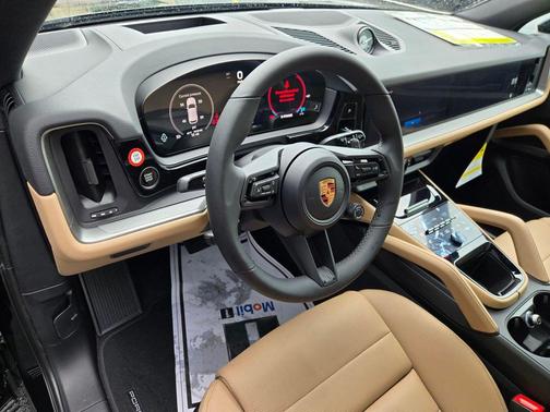 Chromite Black Metallic 2026 Porsche Cayenne Cayenne E-Hybrid