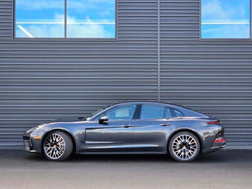 Gray Metallic 2026 Porsche Panamera 4