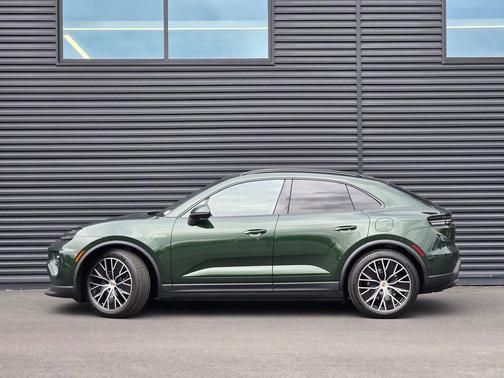Green Metallic 2026 Porsche Macan Macan Electric 4