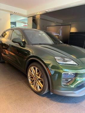 Dark Green 2025 Porsche Macan Macan Electric 4