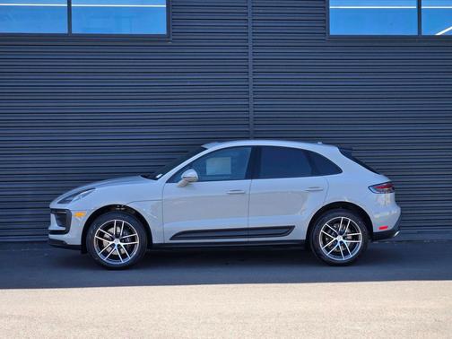 Chalk 2026 Porsche Macan Macan