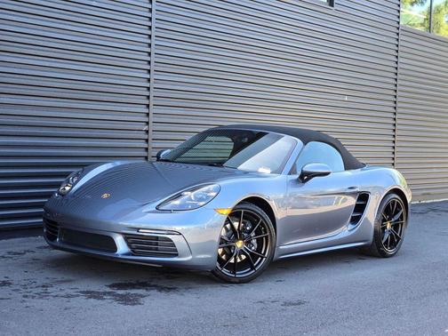 Vanadium Grey Metallic 2025 Porsche 718 Boxster Base