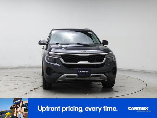 Gray 2021 Kia Seltos S