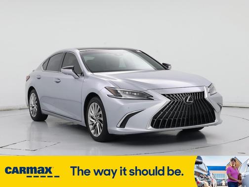 2022 Lexus ES 350 Ultra Luxury