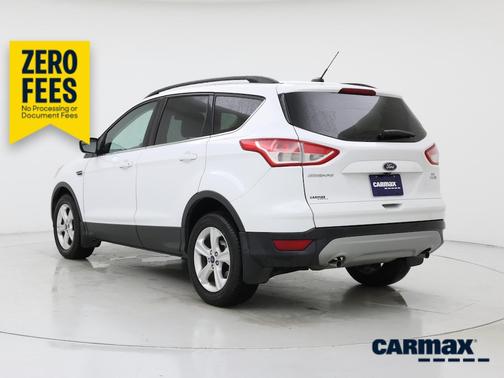 White 2016 Ford Escape SE