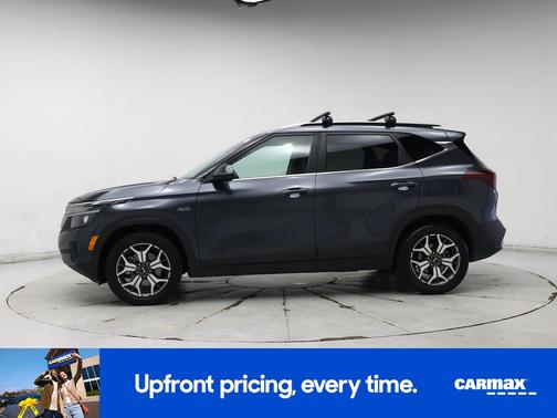 Gray 2021 Kia Seltos EX