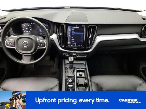 2020 Volvo XC60 T5 Momentum