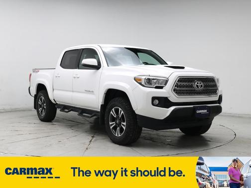 2017 Toyota Tacoma TRD Sport
