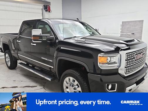 Black 2019 GMC Sierra 2500 Denali
