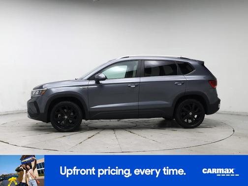Gray 2023 Volkswagen Taos SE