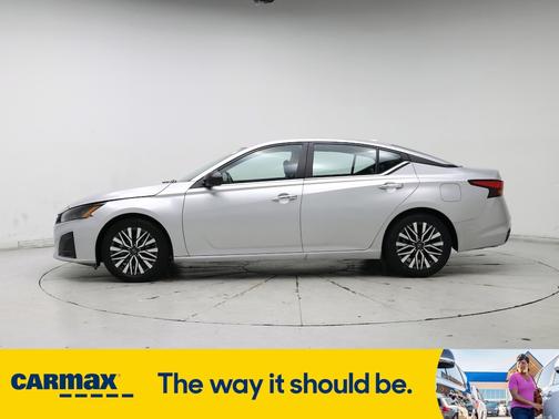 2024 Nissan Altima SV