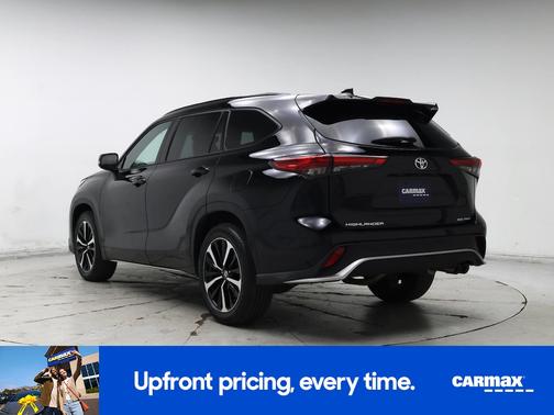 Black 2021 Toyota Highlander XSE