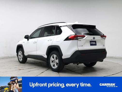 White 2021 Toyota RAV4 Hybrid XLE