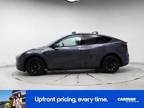 Gray 2023 Tesla Model Y Long Range