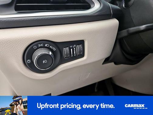 Gray 2023 Chrysler Pacifica Touring L