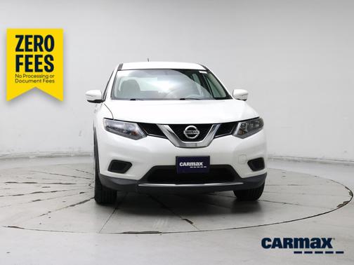 White 2015 Nissan Rogue S