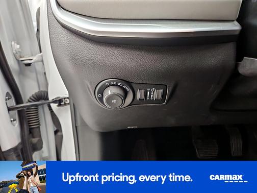White 2025 Jeep Compass Limited