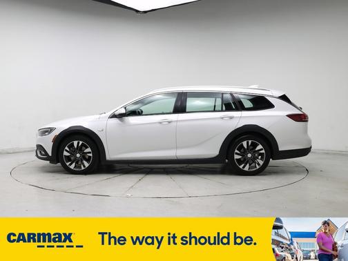 2018 Buick Regal TourX Essence