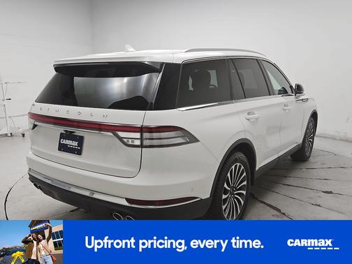 White 2023 Lincoln Aviator Reserve