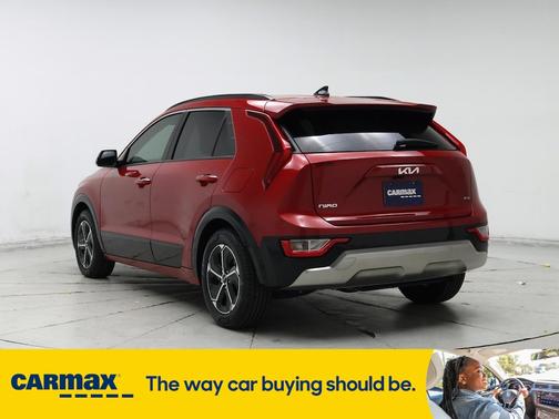 2023 Kia Niro SX