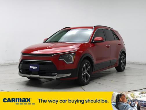 2023 Kia Niro SX