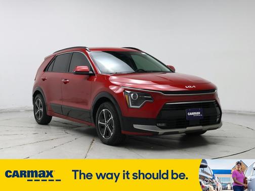2023 Kia Niro SX