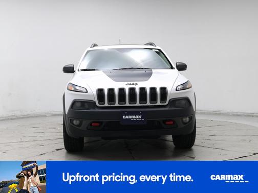 White 2018 Jeep Cherokee Trailhawk