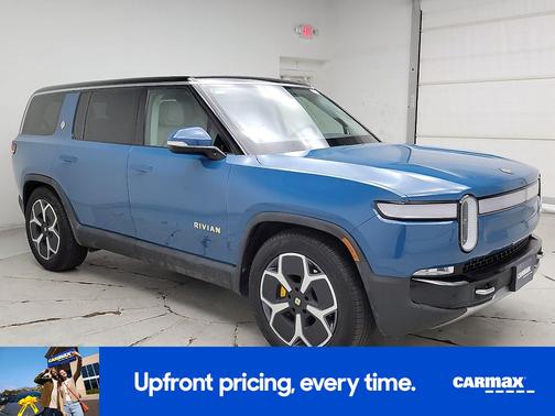 2023 Rivian R1S Adventure Dual-Motor Large