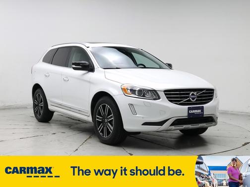 2017 Volvo XC60 T5 Dynamic
