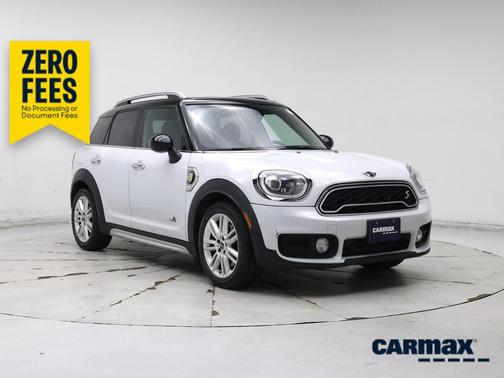 White 2018 MINI E Countryman S E ALL4