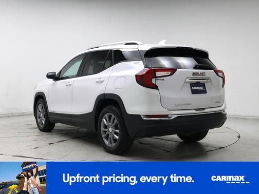 White 2022 GMC Terrain SLT