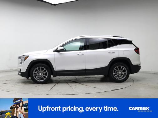 White 2022 GMC Terrain SLT