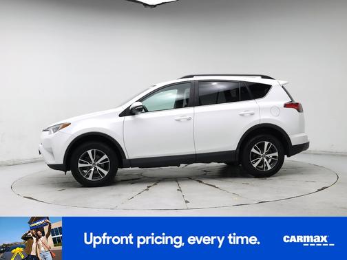 White 2018 Toyota RAV4 XLE