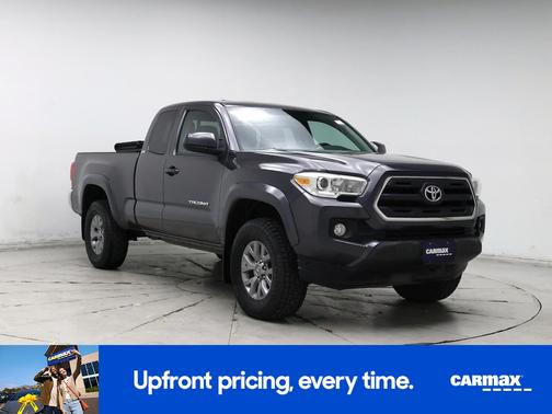 2017 Toyota Tacoma SR5