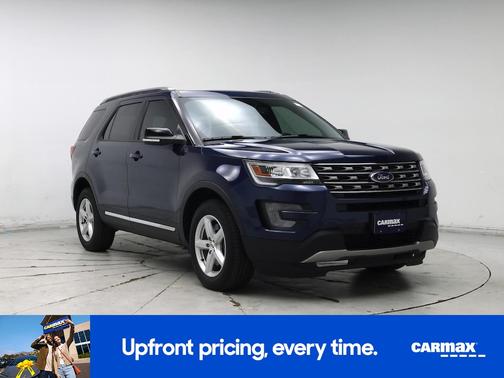 Blue 2017 Ford Explorer XLT