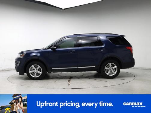 Blue 2017 Ford Explorer XLT