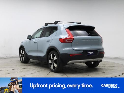 2019 Volvo XC40 T5 Momentum
