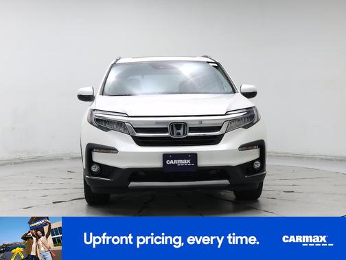 White 2019 Honda Pilot Touring
