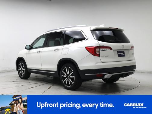 White 2019 Honda Pilot Touring